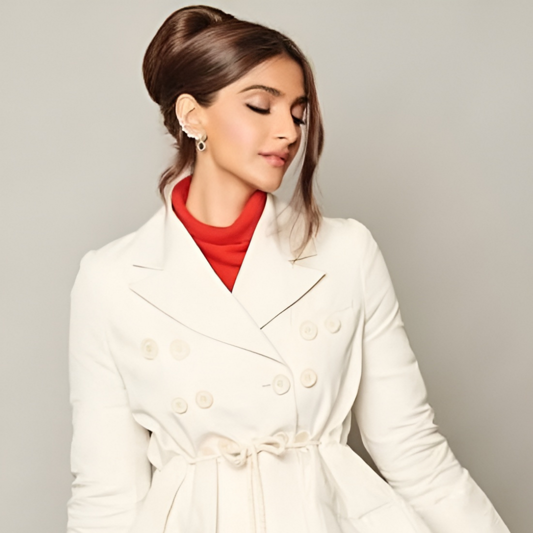 SONAM KAPOOR IN DICE KAYEK RESORT 20 RTW