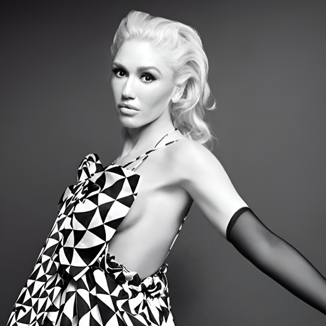 GWEN STEFANI IN DICE KAYEK SS 19 RTW 08.10.2019