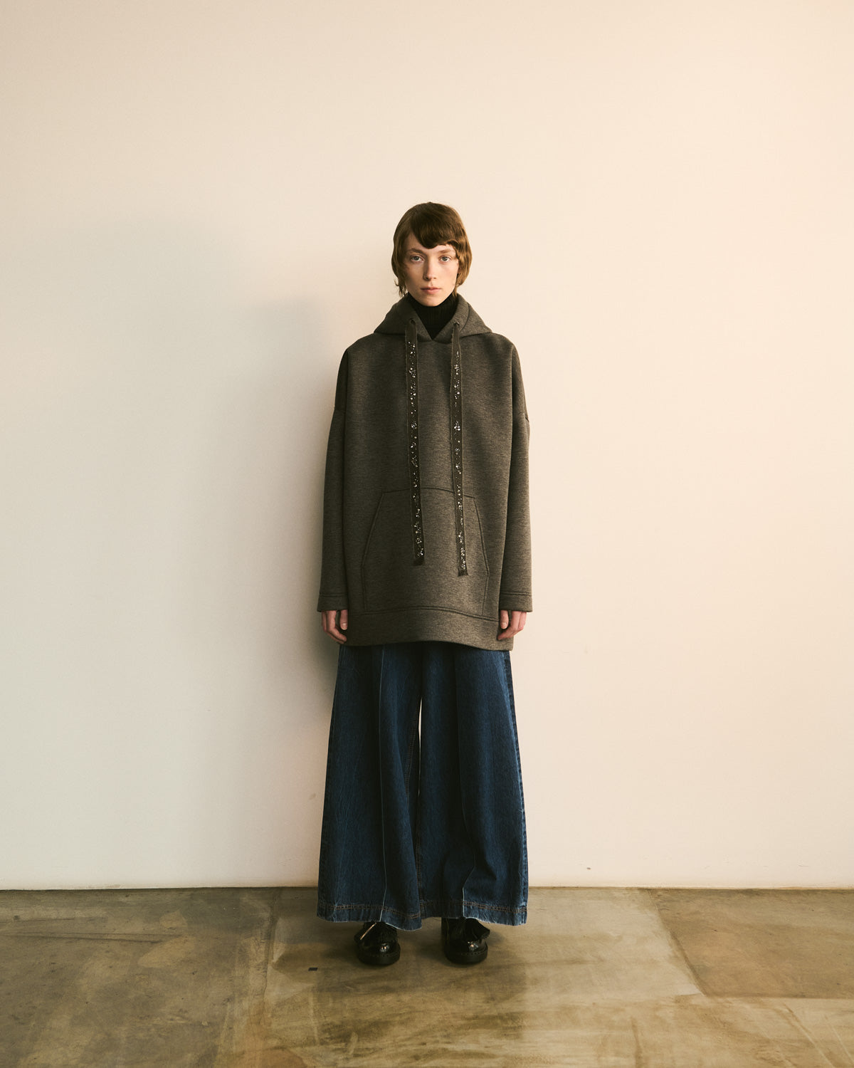 Embellished Drawstring Oversized Sweatshirt